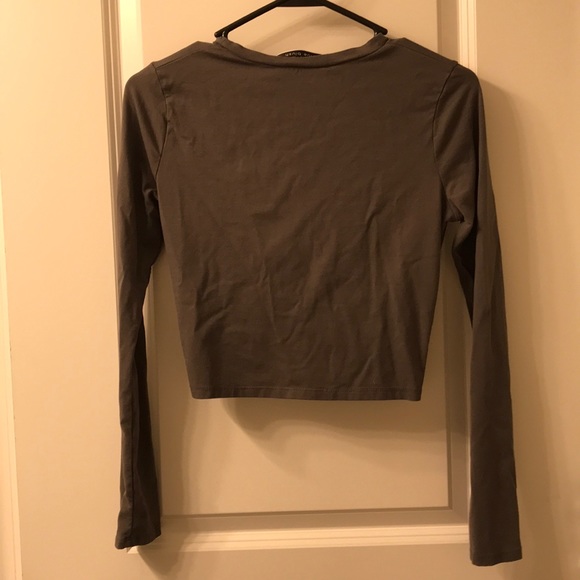 Grey long sleeve crop top - Picture 3 of 3